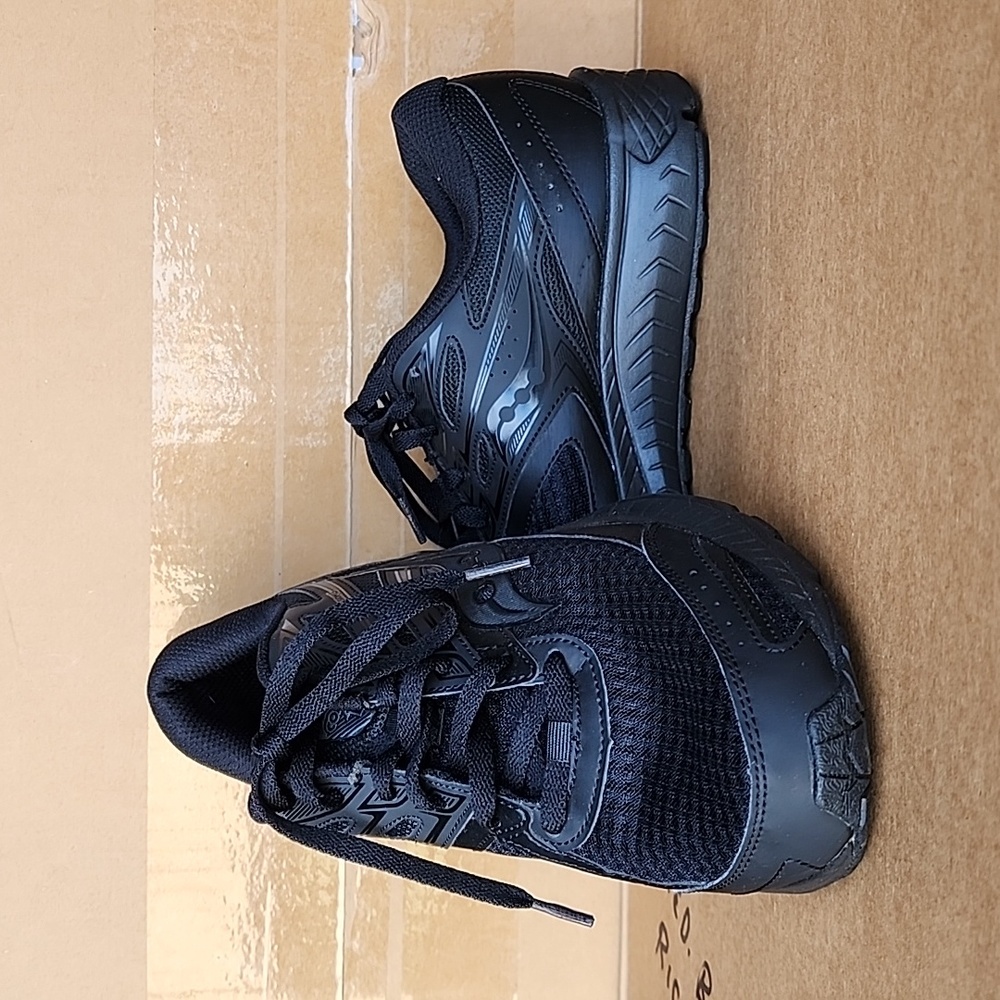 New Saucony Men's Black Athletic Shoes - Picture 3 of 11
